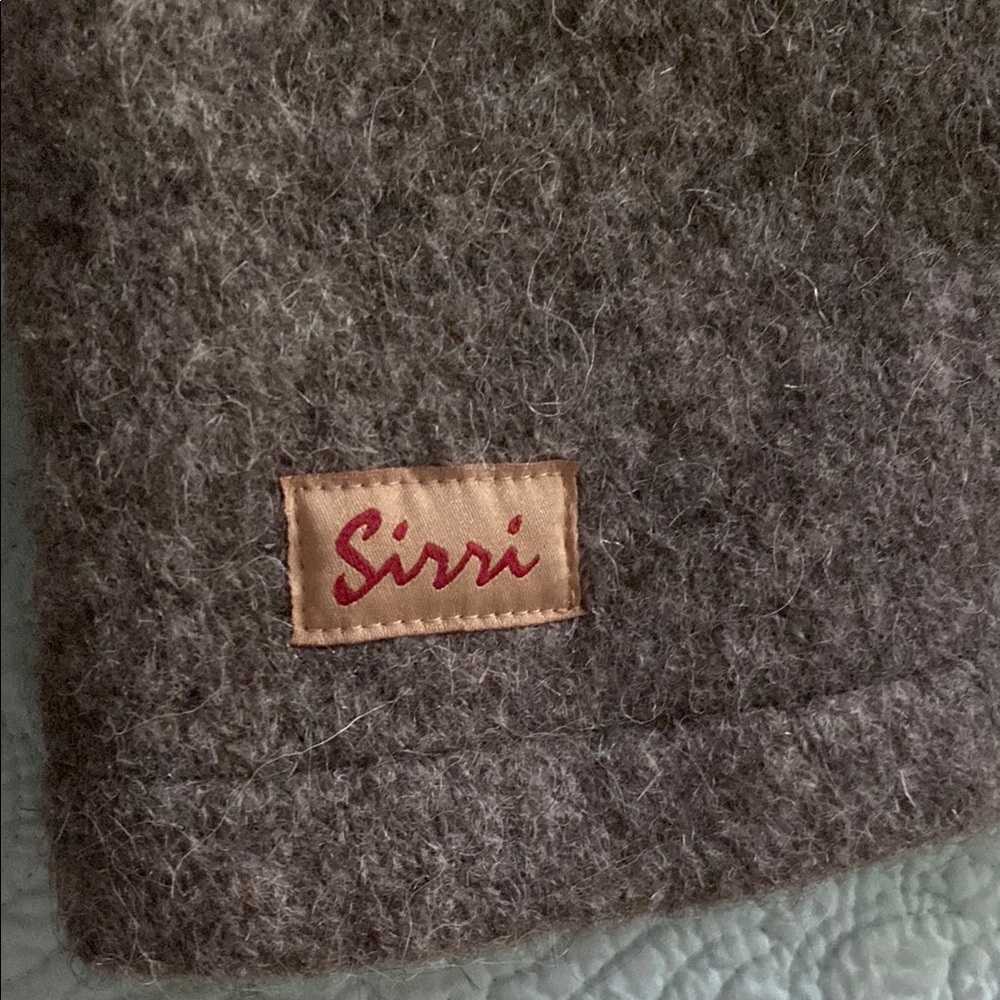 Diagonal Zip Wool Jacket With Collared Neckline - image 2